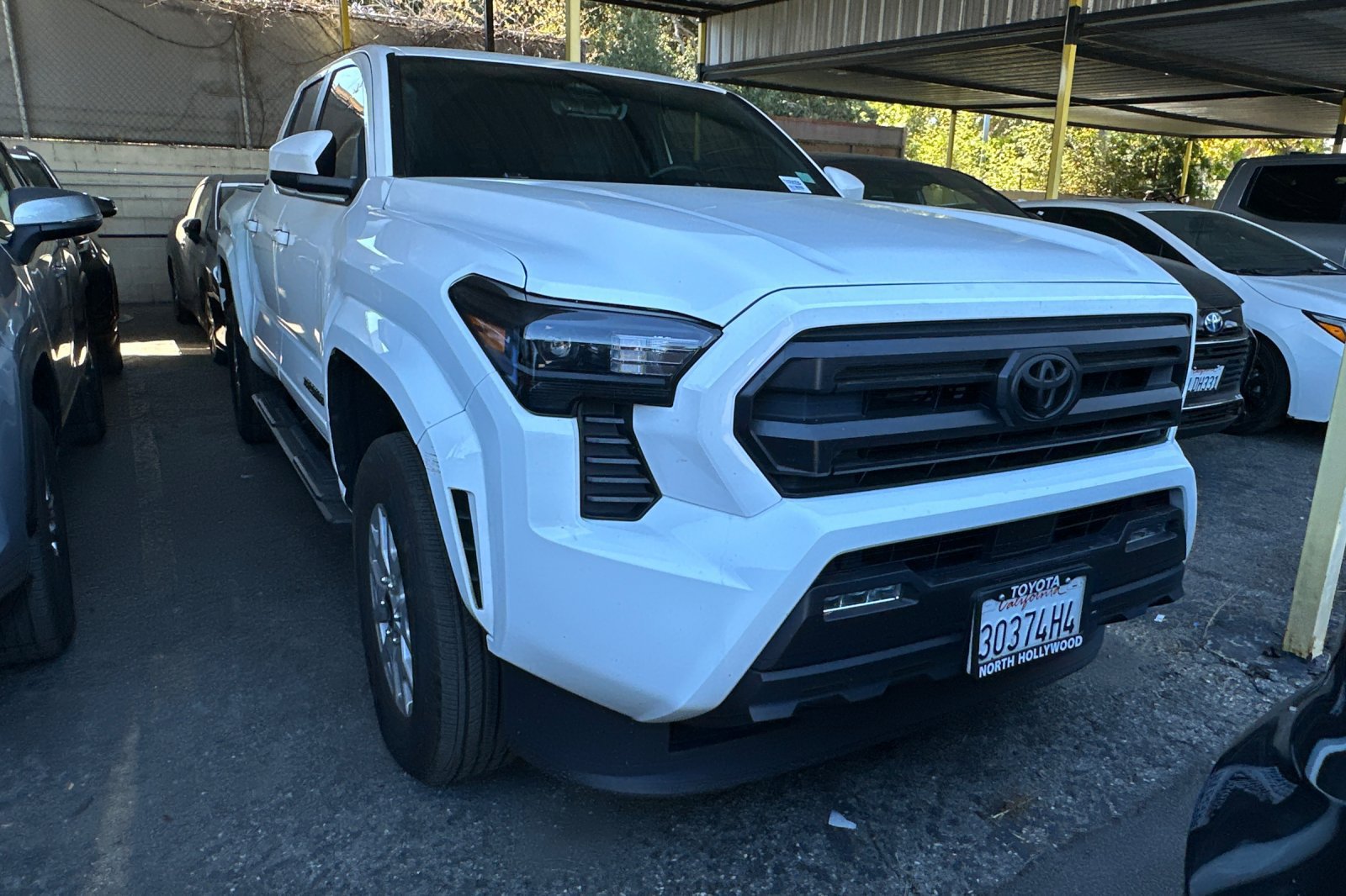 Used 2025 Toyota Tacoma SR5 RWD image 2