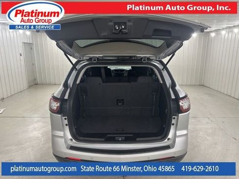 Used 2017 Chevrolet Traverse LT image 52