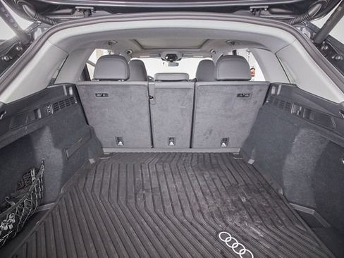 Used 2025 Audi Q5 Prestige AWD/4WD image 34