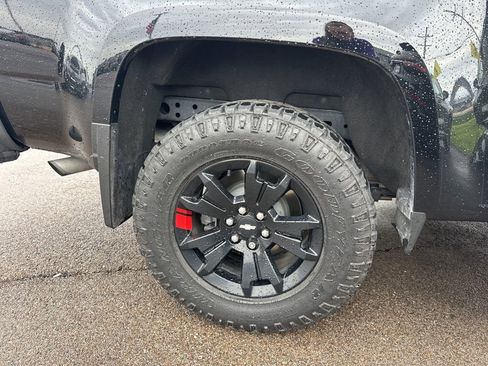 Used 2021 Chevrolet Colorado Z71 w/ Z71 Midnight Edition image 9