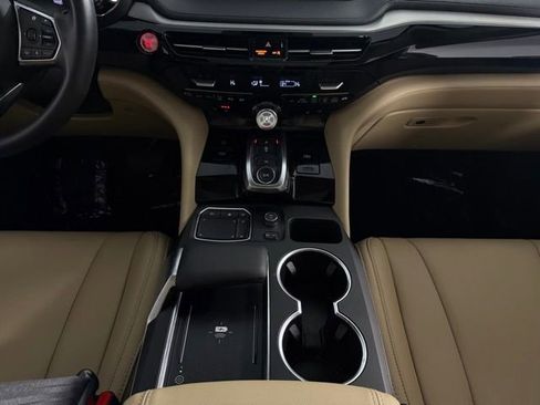 Used 2024 Acura MDX SH-AWD image 24