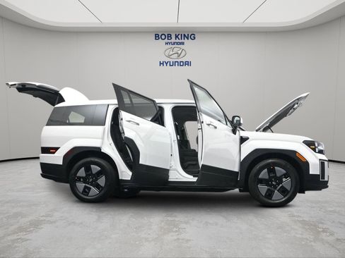 New 2026 Hyundai Santa Fe SE FWD image 21