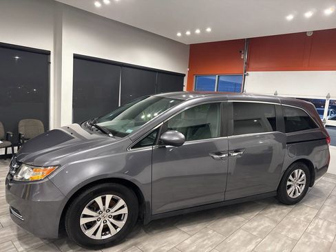 Used 2014 Honda Odyssey EX image 8