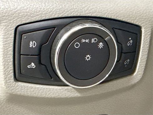 Used 2020 Ford F150 XLT w/ Trailer Tow Package image 12