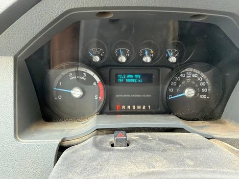 Used 2012 Ford F550 2WD Regular Cab Super Duty w/ Payload Upgrade Pkg image 7