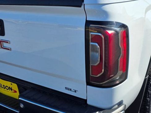 Used 2017 GMC Sierra 1500 SLT AWD/4WD image 11