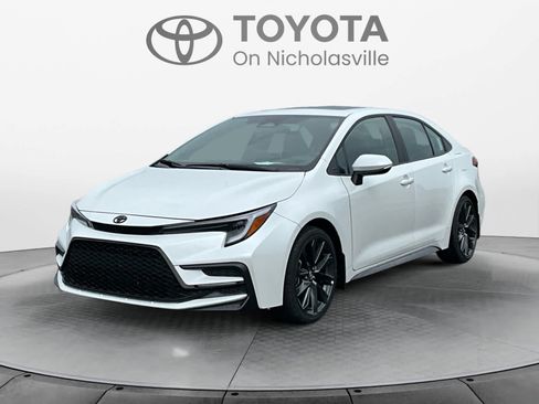 Used 2026 Toyota Corolla XSE FWD image 1