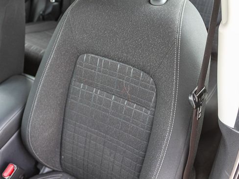 Used 2024 Honda HR-V LX image 25