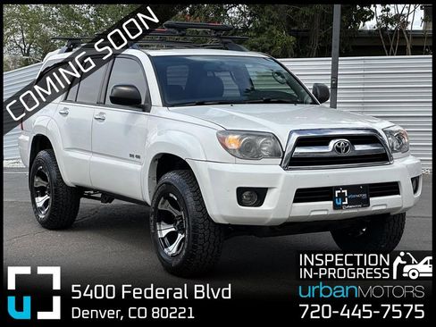 Used 2007 Toyota 4Runner SR5 AWD/4WD image 1