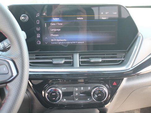 New 2026 Chevrolet Trax RS w/ Sunroof Package image 21