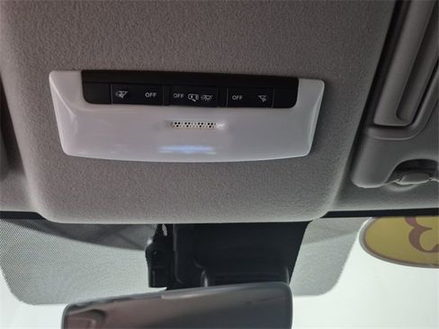 Used 2023 Nissan Versa S w/ Electronics Package image 28