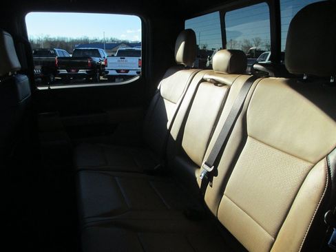 Used 2021 Ford F150 Lariat w/ Equipment Group 502A High image 17