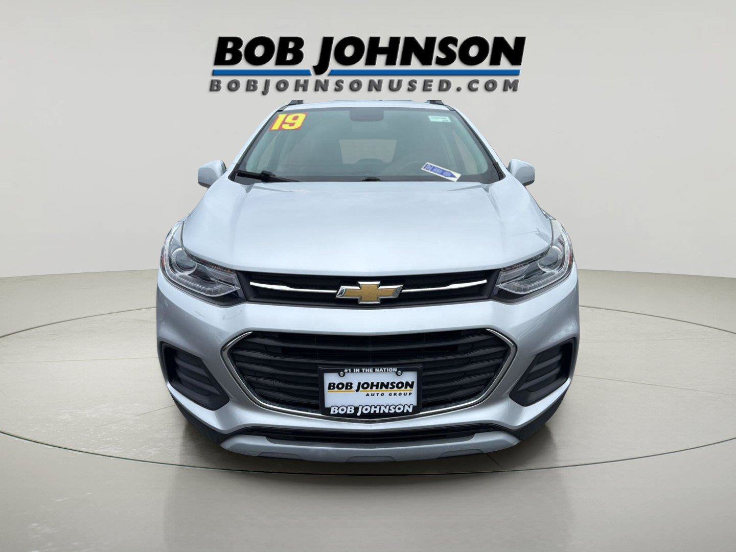 Used 2019 Chevrolet Trax LT w/ LT Convenience Package AWD/4WD image 2