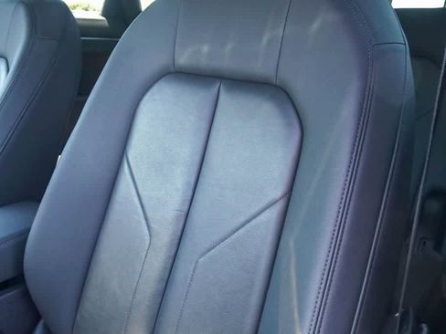Used 2024 Audi Q3 2.0T Premium AWD/4WD image 16