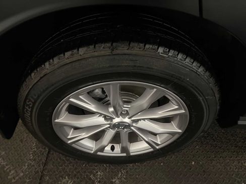 Used 2024 Honda CR-V EX-L image 13