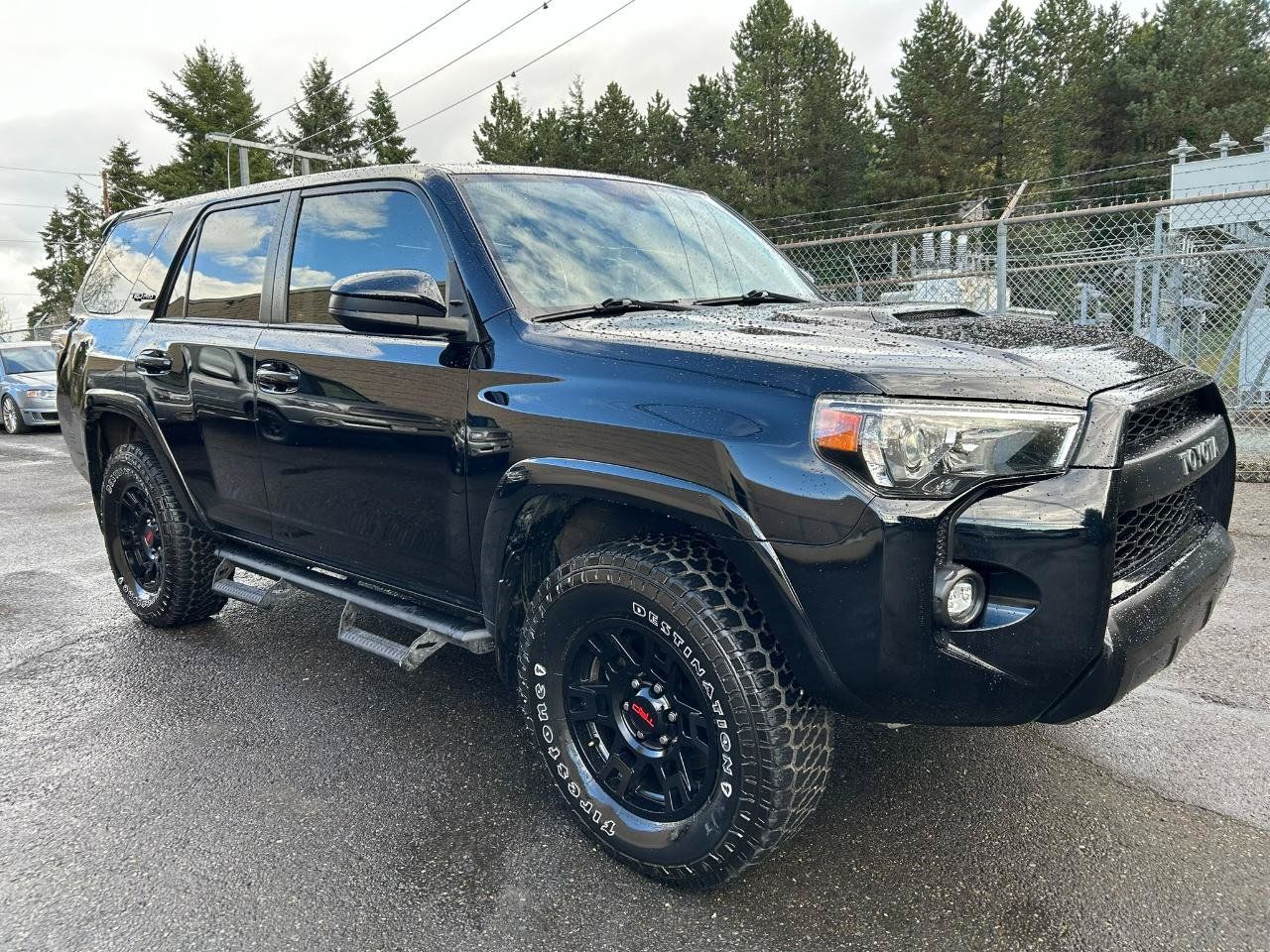 Used 2019 Toyota 4Runner TRD Pro AWD/4WD image 3
