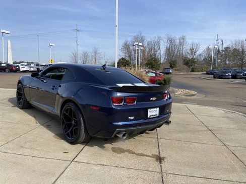 Used 2010 Chevrolet Camaro SS w/ RS Package image 8
