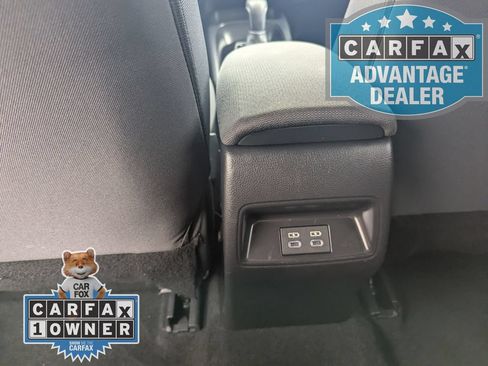Used 2026 Toyota Corolla SE FWD image 18