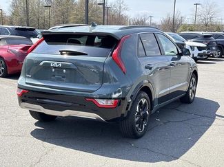 Used 2023 Kia Niro Wind w/ Wind Preserve Package video 2