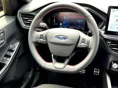 Used 2024 Ford Escape ST-Line w/ Tech Pack #1 FWD image 26