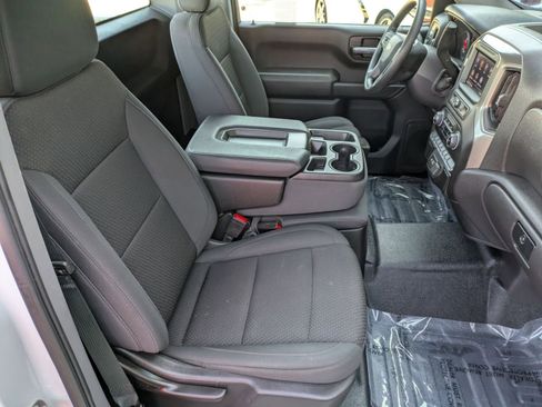 Used 2025 Chevrolet Silverado 1500 W/T RWD image 27