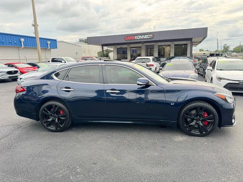 Used 2016 INFINITI Q70 3.7 w/ Sport Package image 11