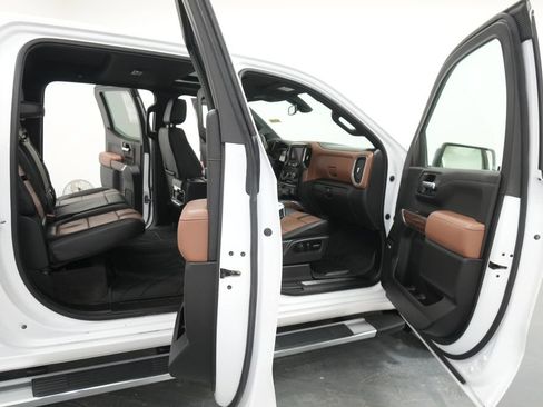 Used 2021 Chevrolet Silverado 1500 High Country w/ LPO, Dark Essentials Package AWD/4WD image 37