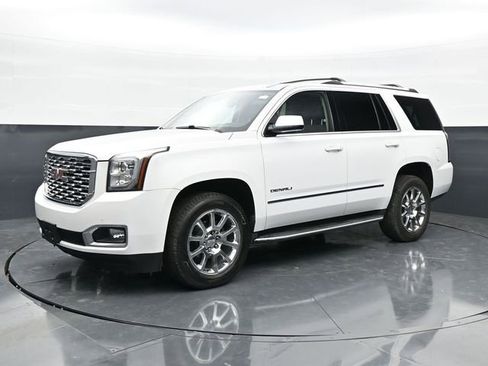 Used 2020 GMC Yukon Denali w/ Open Road Package AWD/4WD image 3