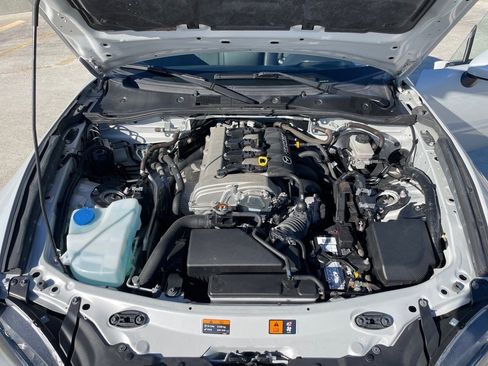 Used 2019 MAZDA MX-5 Miata RF Grand Touring image 20