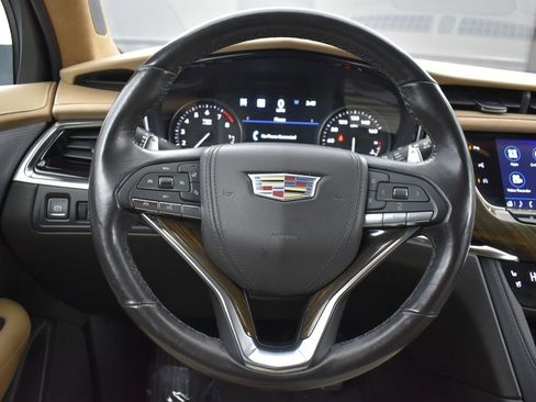 Used 2022 Cadillac XT6 Sport w/ Platinum Package image 13