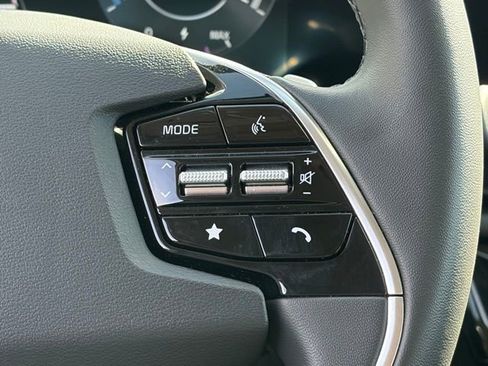 Used 2025 Kia Niro Wind FWD image 16