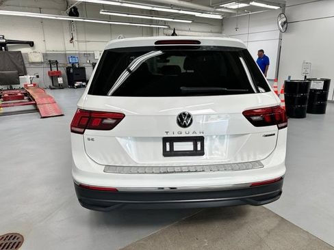 Certified 2023 Volkswagen Tiguan SE AWD/4WD image 13