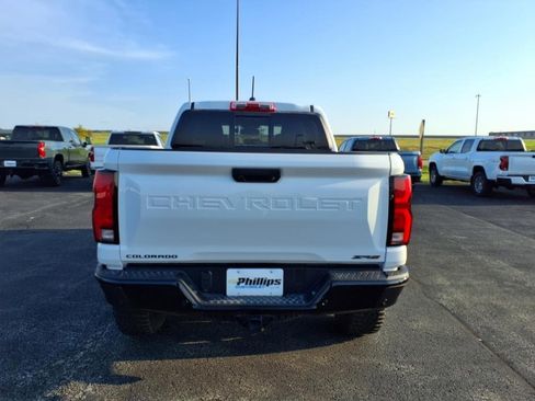 New 2025 Chevrolet Colorado ZR2 w/ Technology Package image 3