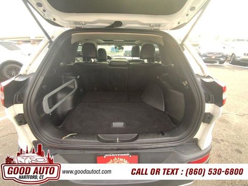 Used 2015 Jeep Cherokee Limited image 16