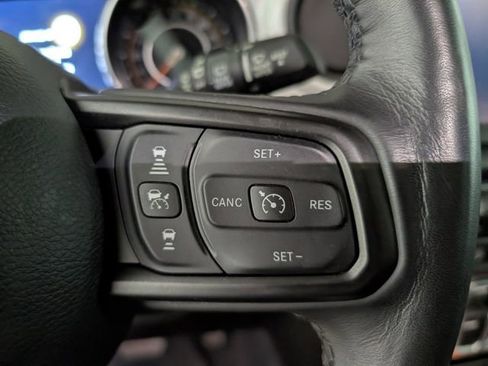 Used 2021 Jeep Wrangler Unlimited Islander image 15