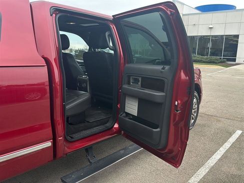 Used 2013 Ford F150 Platinum AWD/4WD image 16