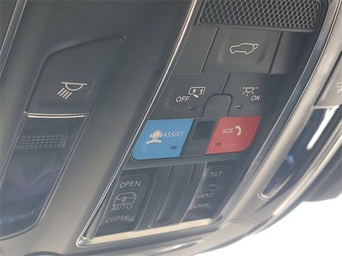 New 2025 Jeep Grand Cherokee L Altitude image 31