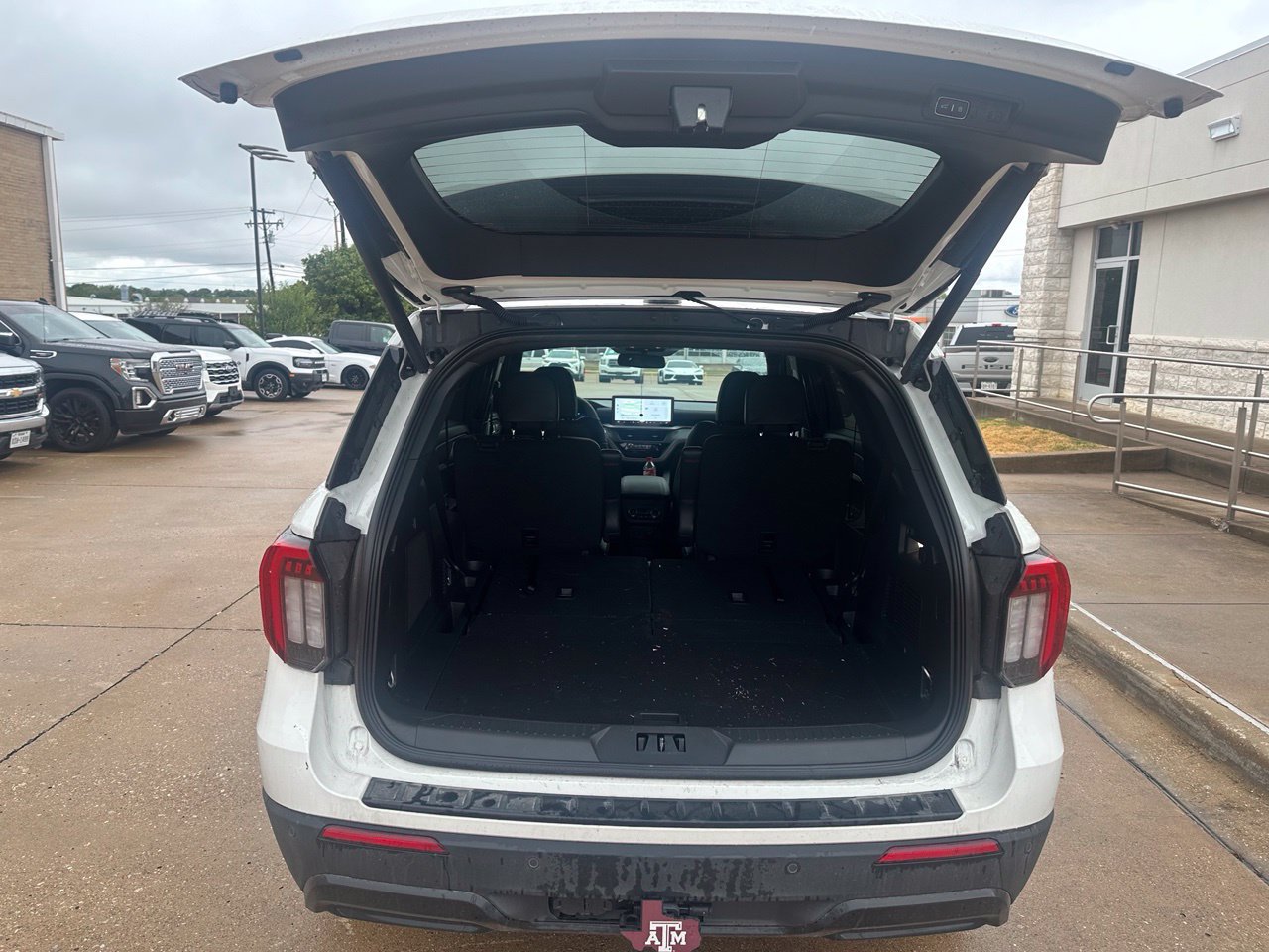 Used 2026 Ford Explorer ST-Line w/ ST-Line Street Pack RWD image 11