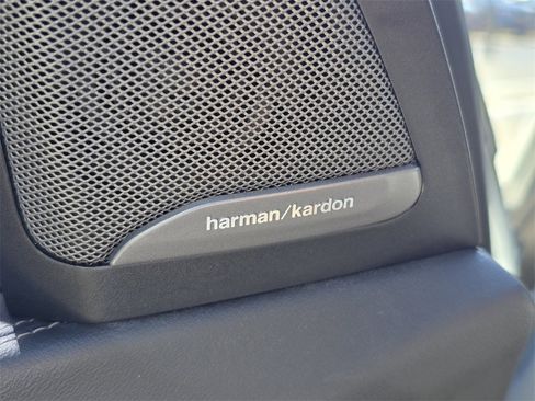 Used 2025 BMW X5 sDrive40i w/ M Sport Package image 22