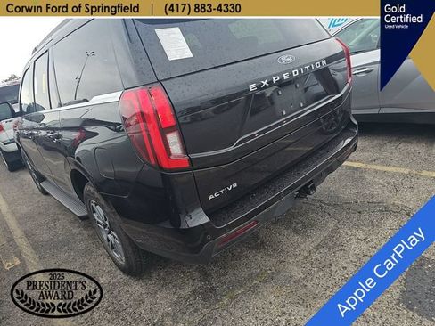 Used 2025 Ford Expedition Active AWD/4WD image 6
