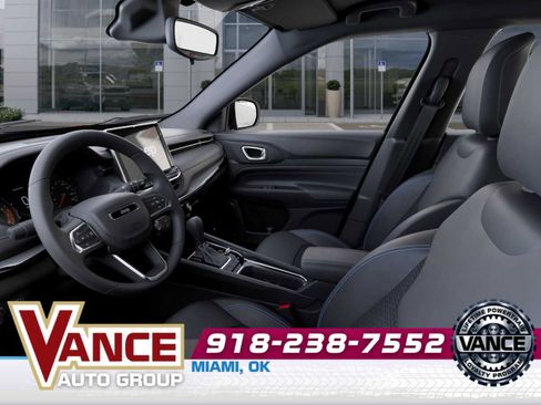 New 2025 Jeep Compass Latitude w/ Altitude Special Edition image 22