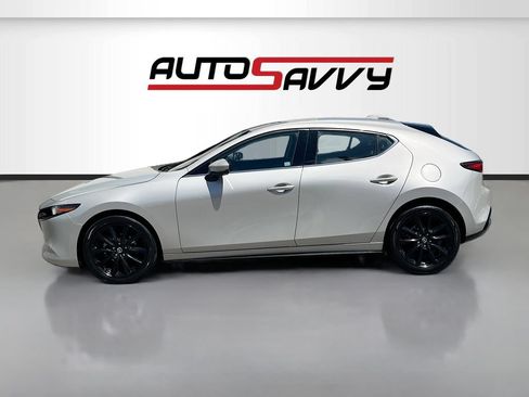 Used 2022 MAZDA MAZDA3 s FWD image 4