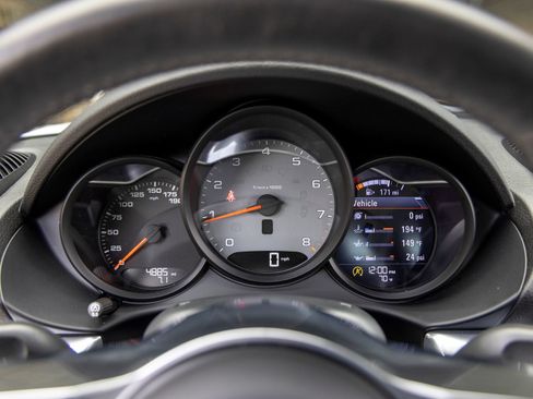 Certified 2024 Porsche 718 Boxster S RWD image 43