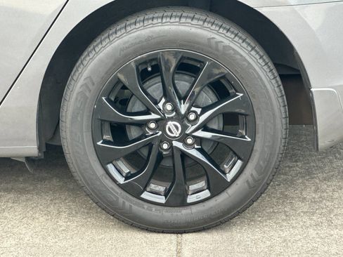 Used 2018 Nissan Sentra S w/ S Midnight Style Package FWD image 22