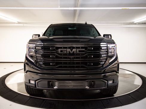 Used 2024 GMC Sierra 1500 SLT RWD image 10