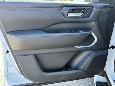 New 2026 Nissan Armada Platinum Reserve image 22