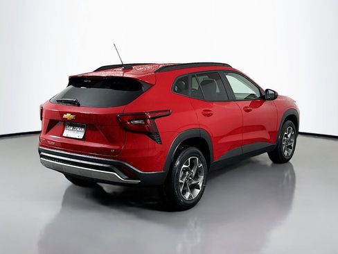 New 2026 Chevrolet Trax LT w/ Driver Confidence Package image 7