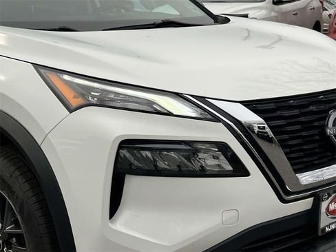 Certified 2023 Nissan Rogue S image 8