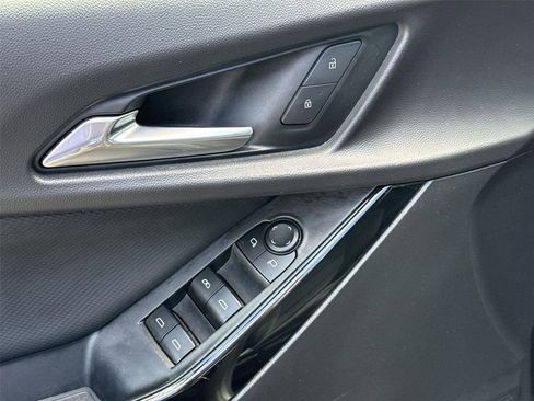 Used 2025 Chevrolet Equinox LT image 21