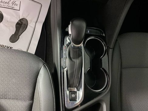 Certified 2024 Buick Encore GX Preferred w/ Comfort Package FWD image 19